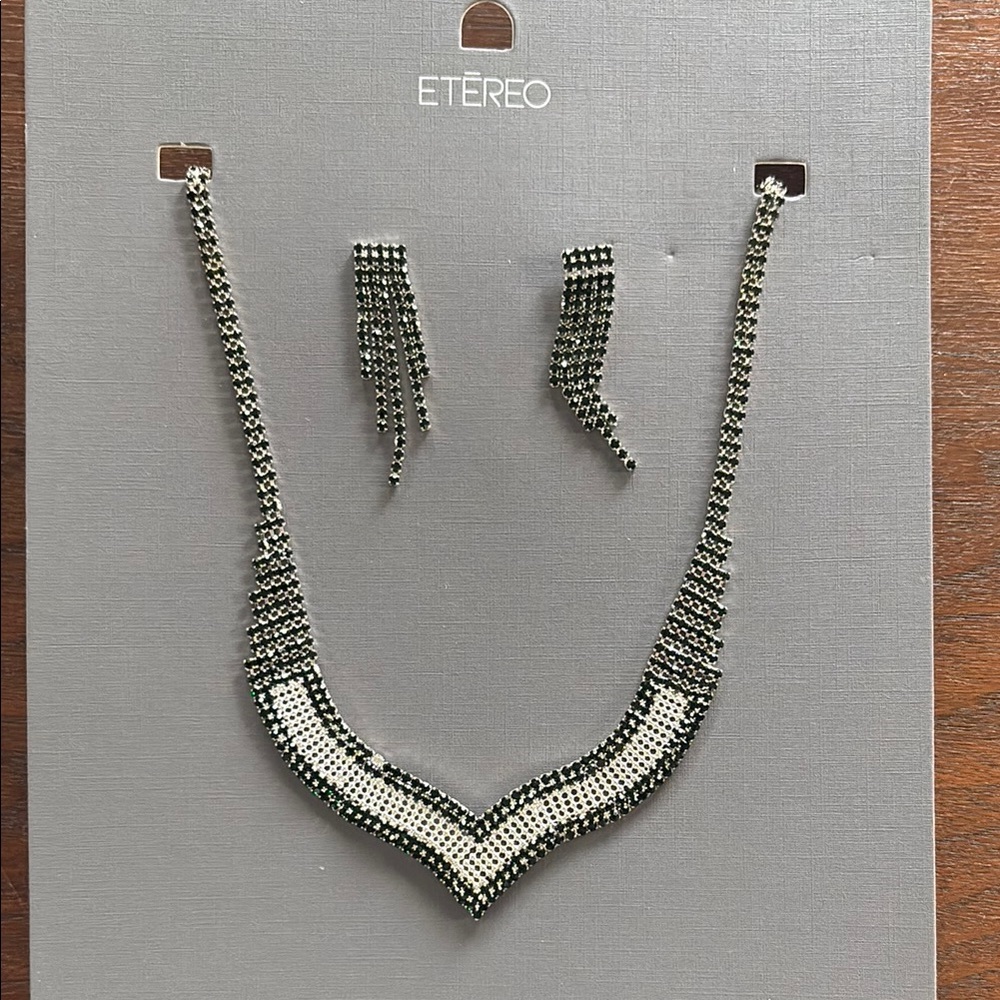 Etereo Black and Silver Rhinestone Necklace and Earring Set